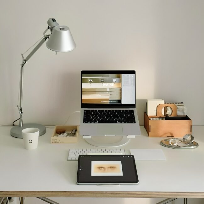 What Are the Top 7 Productivity Apps to Work Smarter in 2026?